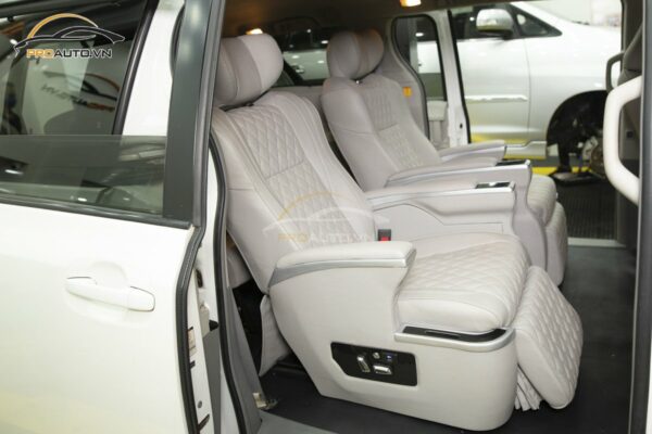Độ ghế Limousine cho Toyota Sienna tại proauto.vn