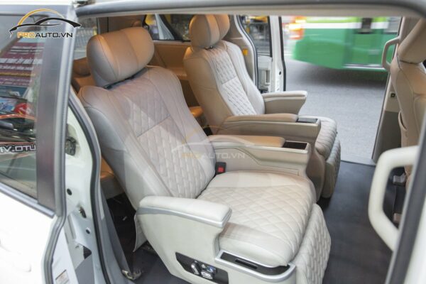 Độ ghế Limousine cho Toyota Sienna tại proauto.vn